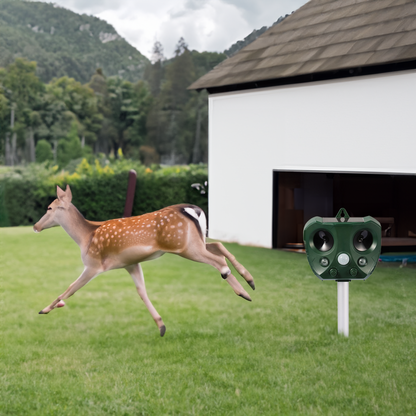 Ultrasonic Solar Powered Pest Repeller